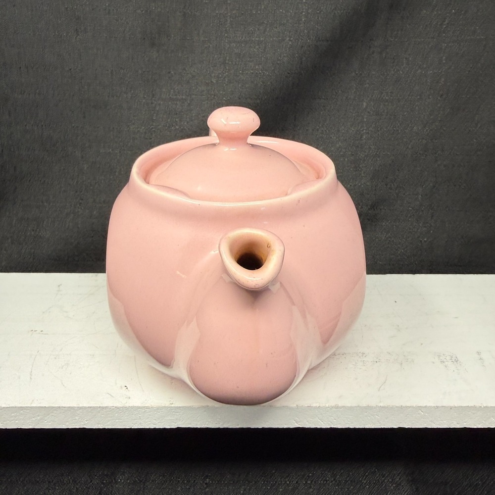 Vintage Hall Boston Flat-Sides 12 oz Pink Teapot USA Rare With Lid - Picture 3 of 10